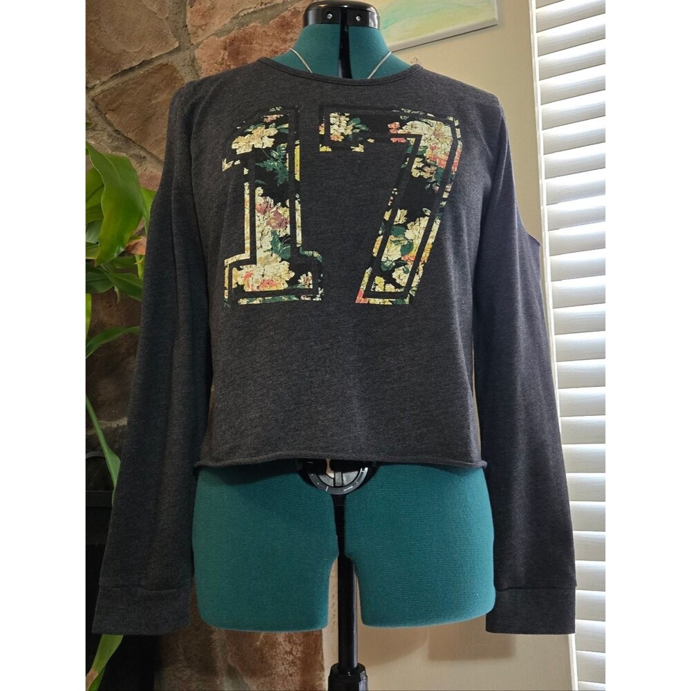 Recycled Karma Floral 17 Cold Shoulder Crop Sweatshirt 2010s Tumblr Indie Sleaze